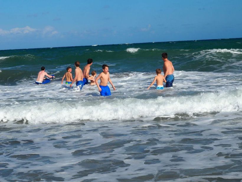 25 grader i vannet – i februar. Fint det..!