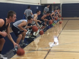 Ballbehandlingsdriller går aldri av moten...