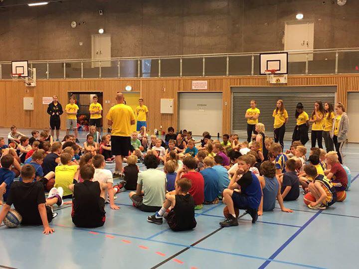 13557682_1614449085550190_2168568195663989248_n