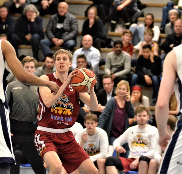 54211635_10218741628552847_6653943818078912512_o